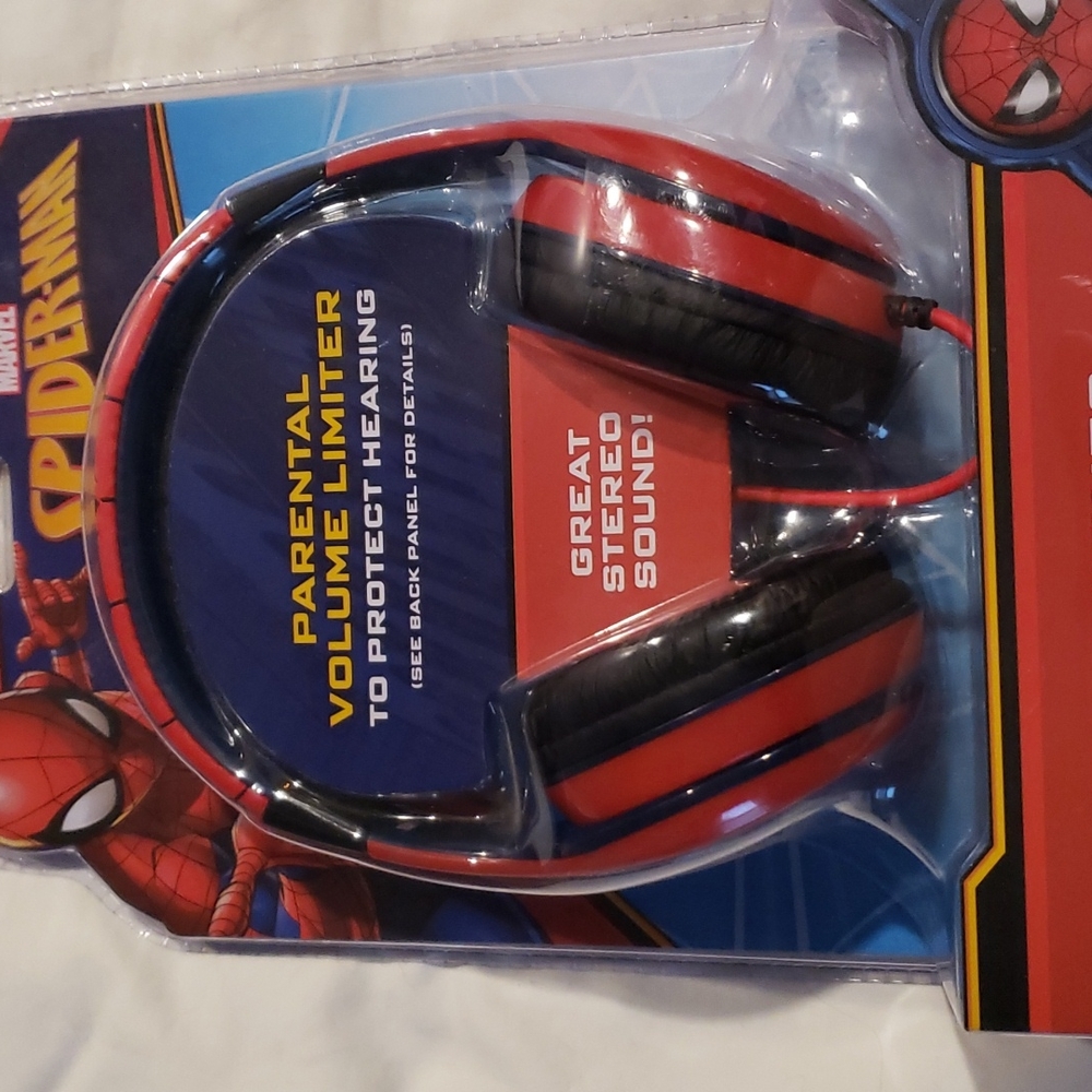 Spiderman headphones